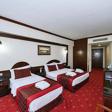 Guelhanepark & Hotel 4*