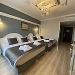 Hotel Guelhanepark & 4*