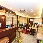 Guelhanepark & 4*
