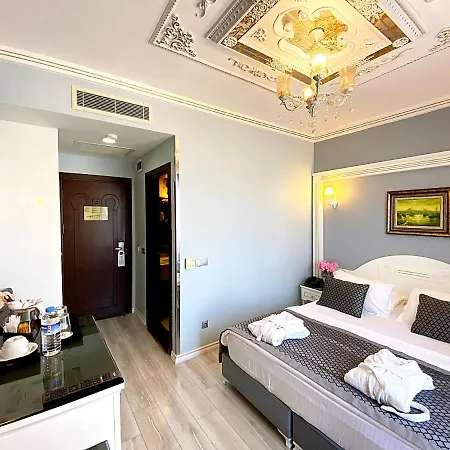 Guelhanepark & Hotell 4*