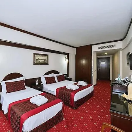 Guelhanepark & Hotell 4*